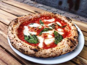 ピザの王道 ピッツァ マルゲリータとは 毎日を楽しくしてくれるシルバーアクセサリー On The Piza